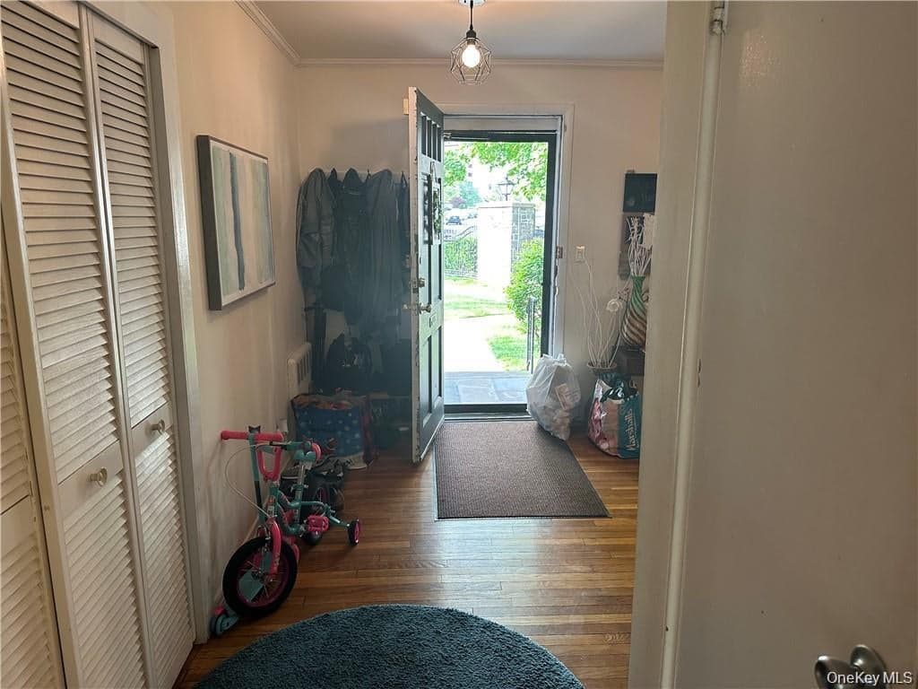 111 Lawrence Park Crescent Unit: 111 thumbnail 2