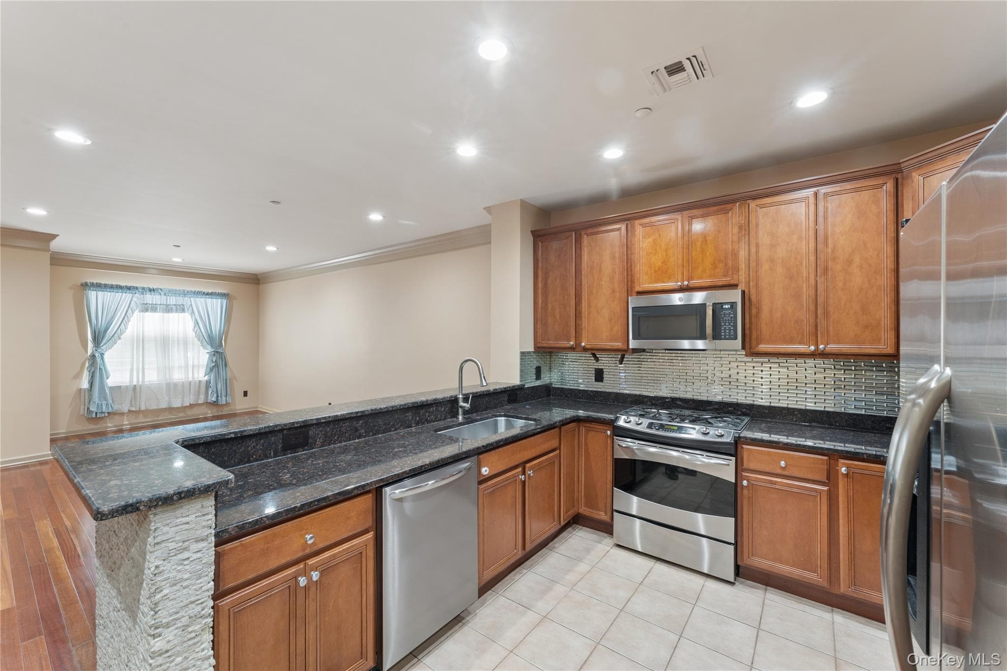 17 Strangford Court Unit: 109 thumbnail 9