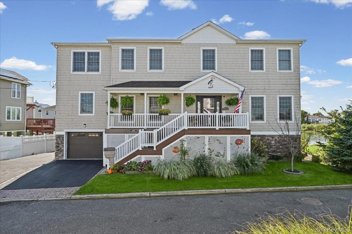 632 Arthur Street photo 1