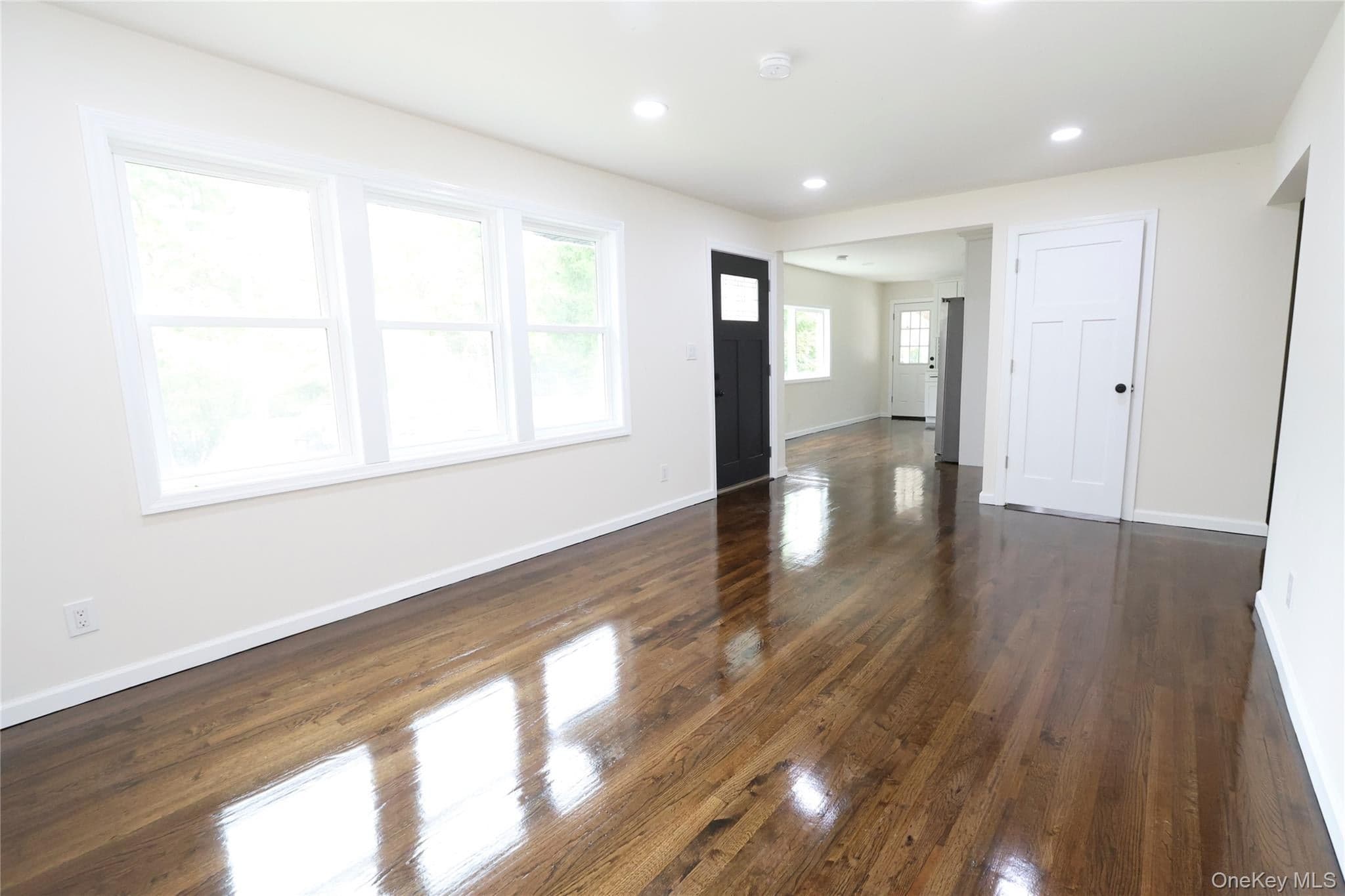 472 Nichols Road thumbnail 2