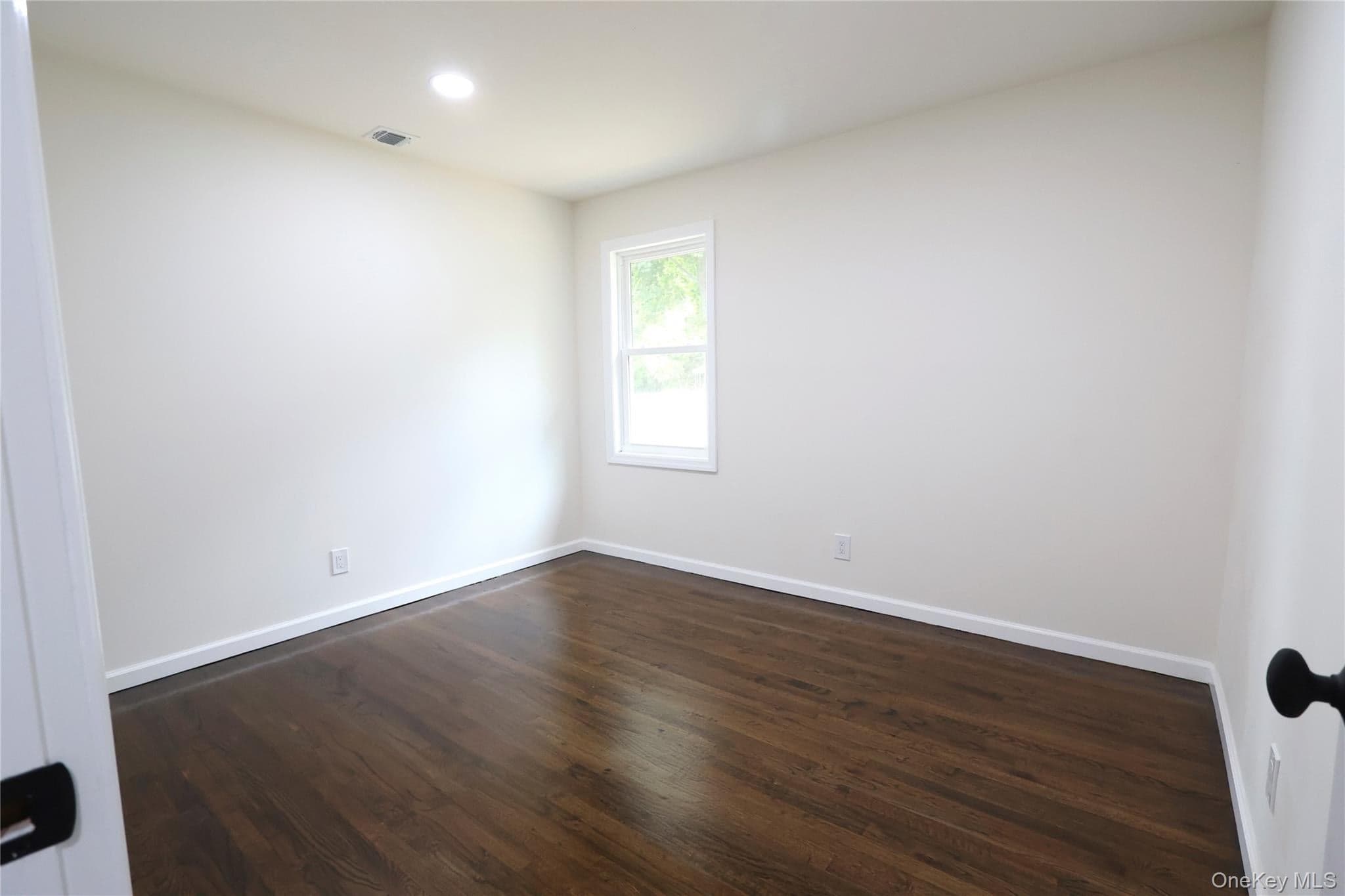 472 Nichols Road thumbnail 9
