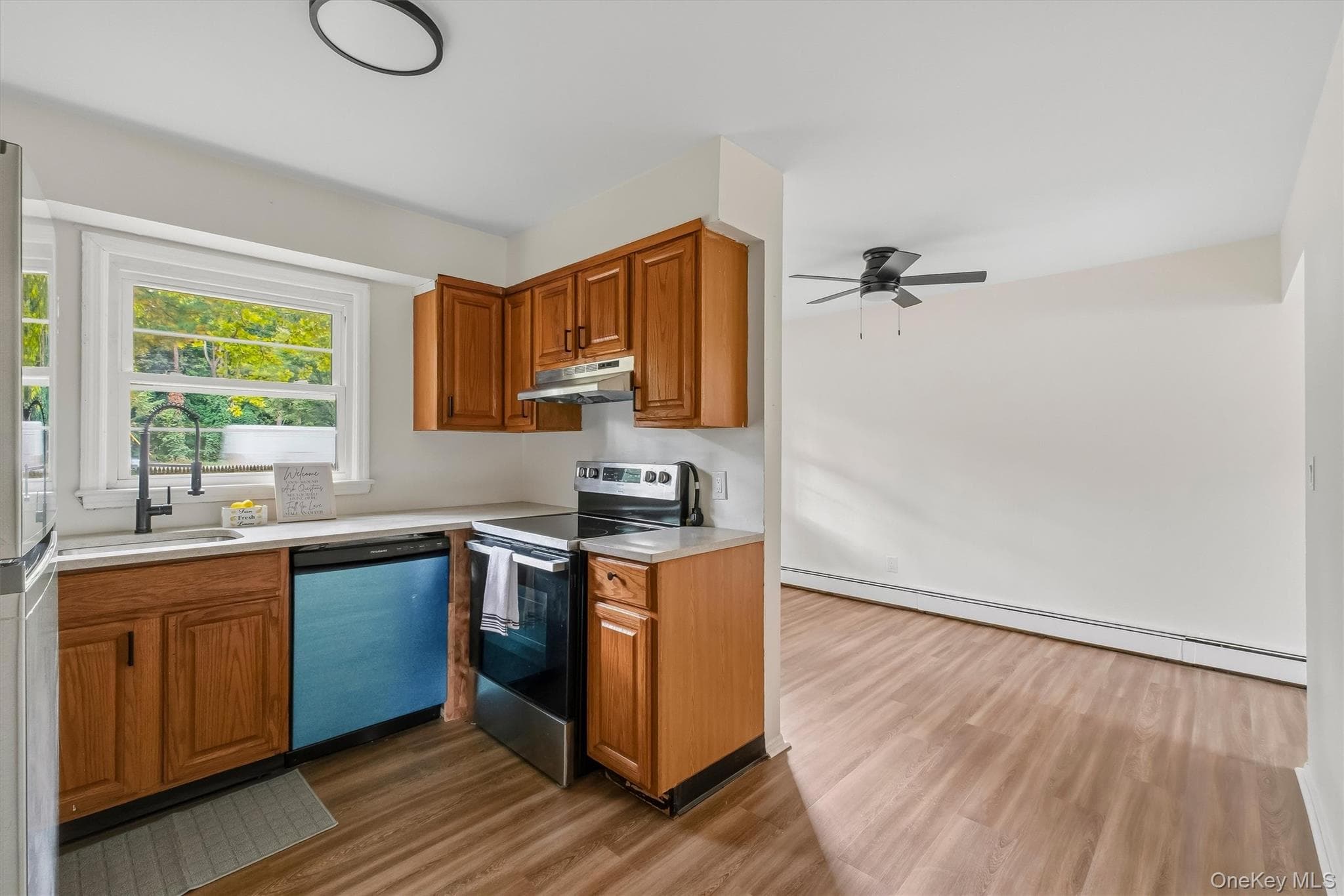 2710 South Road Unit: A5 thumbnail 11
