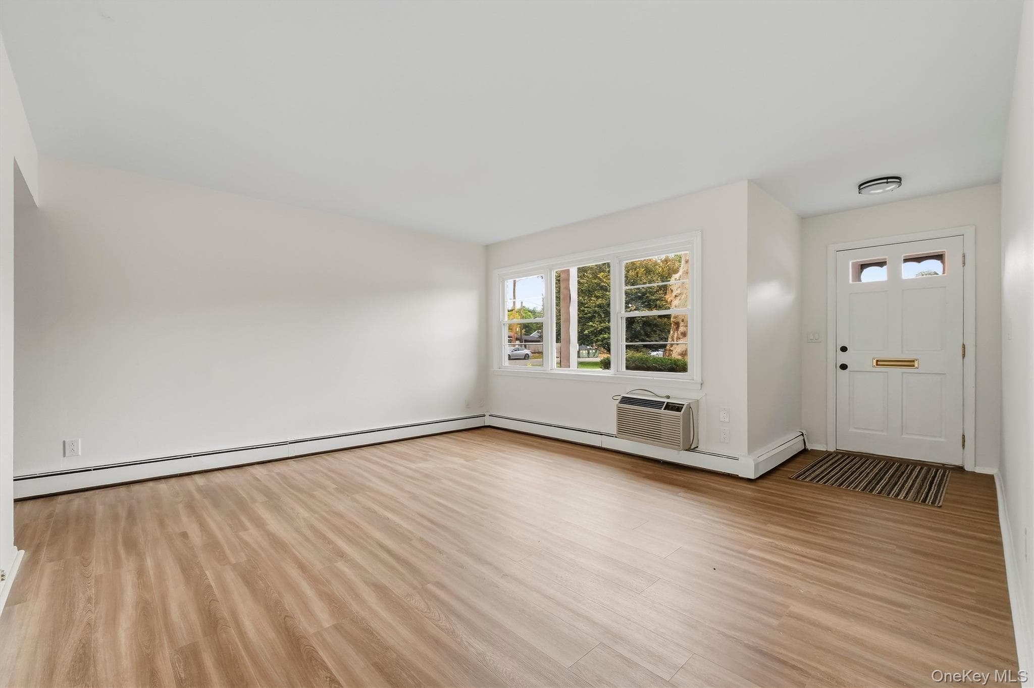 2710 South Road Unit: A5 thumbnail 3