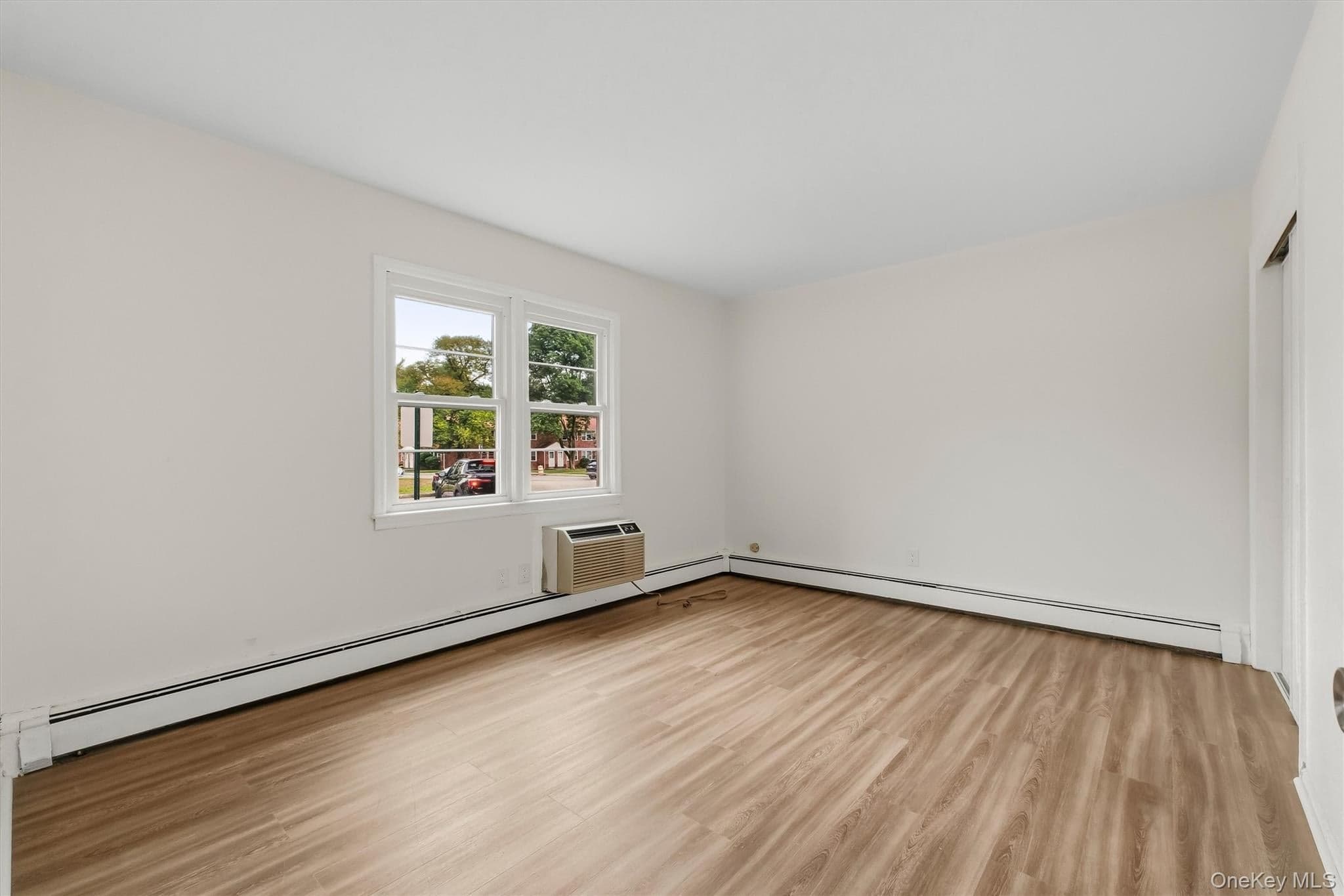 2710 South Road Unit: A5 thumbnail 14