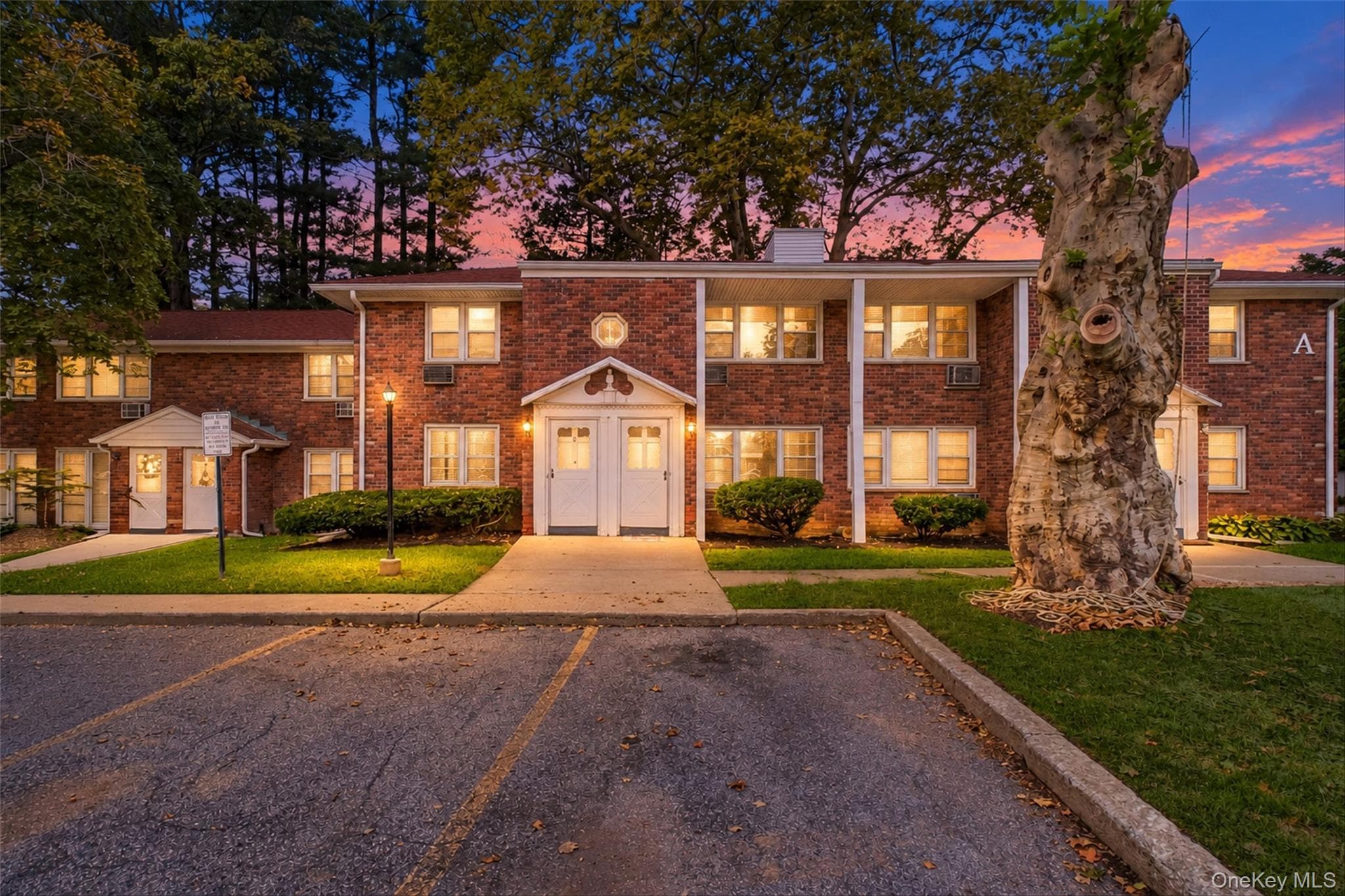 2710 South Road Unit: A5 photo 1