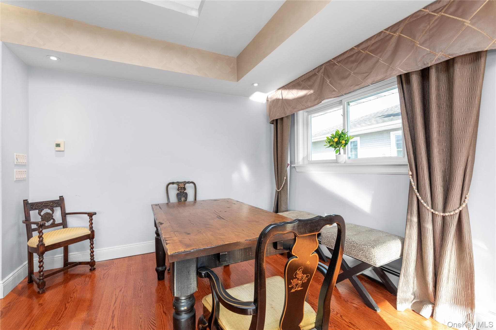 1 Glenwood Avenue Unit: A thumbnail 10