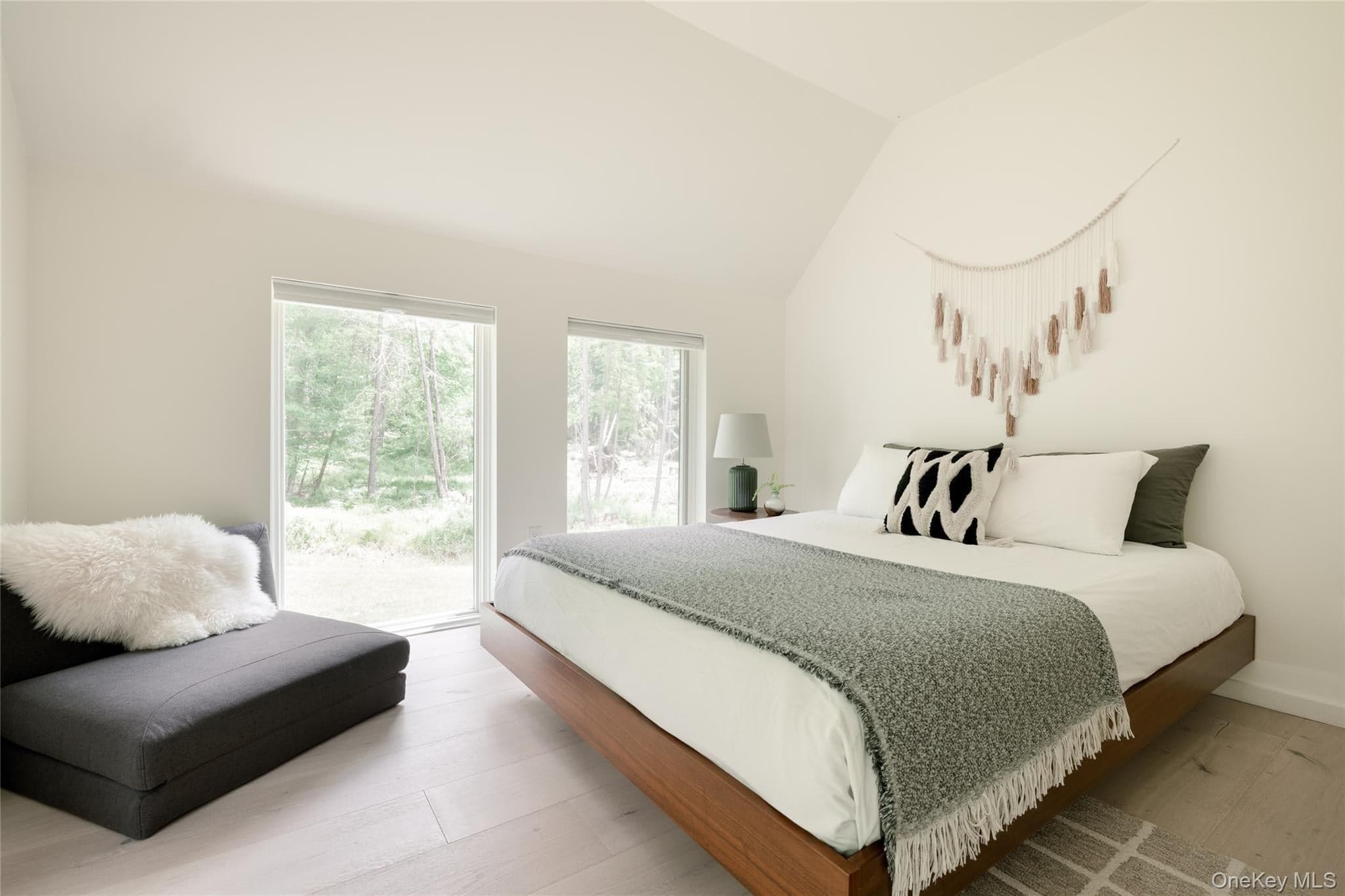 596 Perry Road thumbnail 26