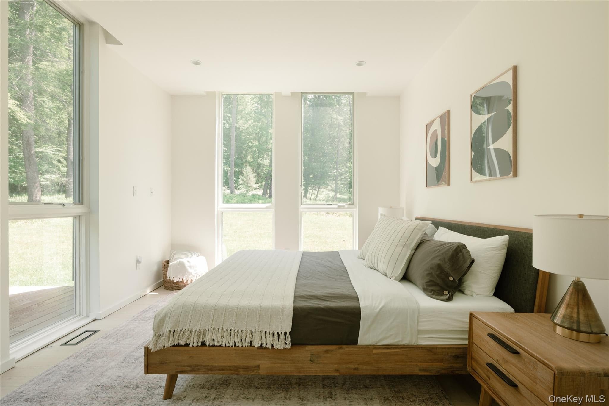 596 Perry Road thumbnail 5