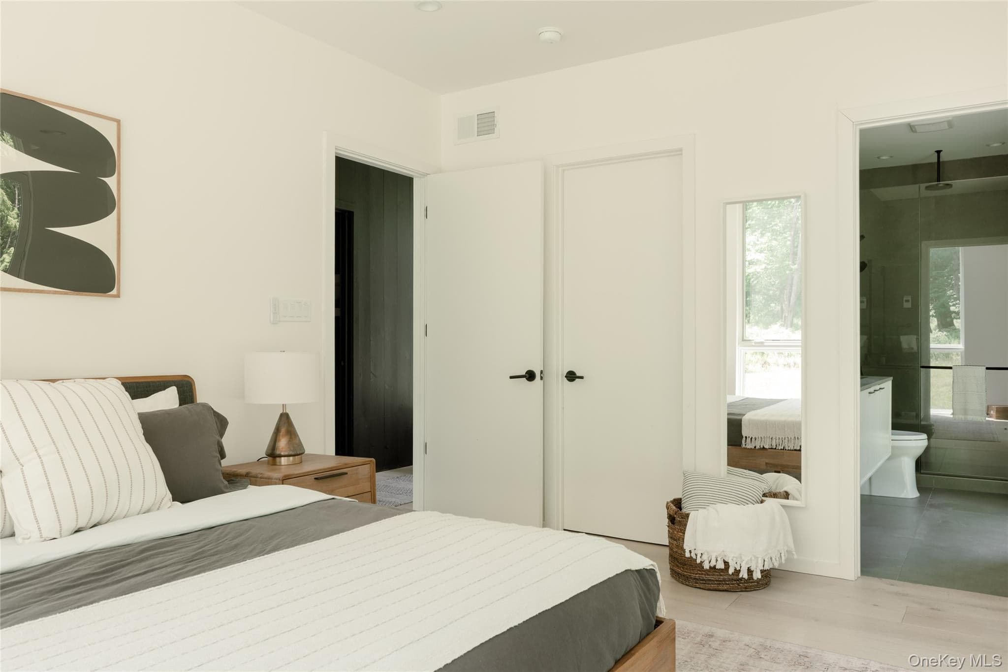 596 Perry Road thumbnail 23