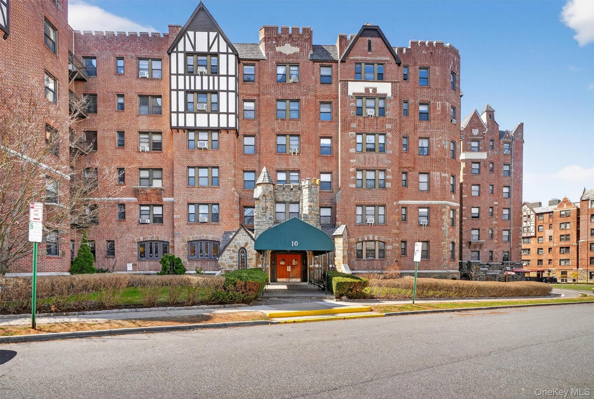 10 Nosband Avenue Unit: 1L, White Plains