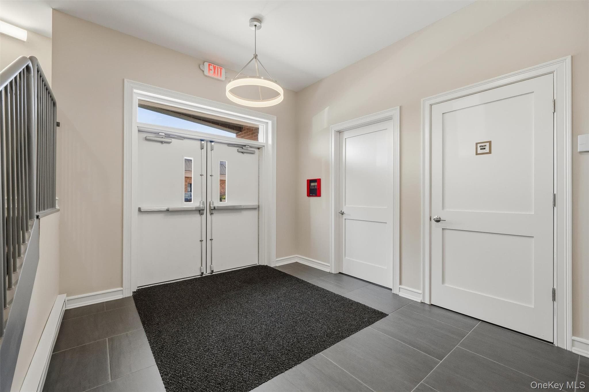 122 Greenwich Avenue thumbnail 11