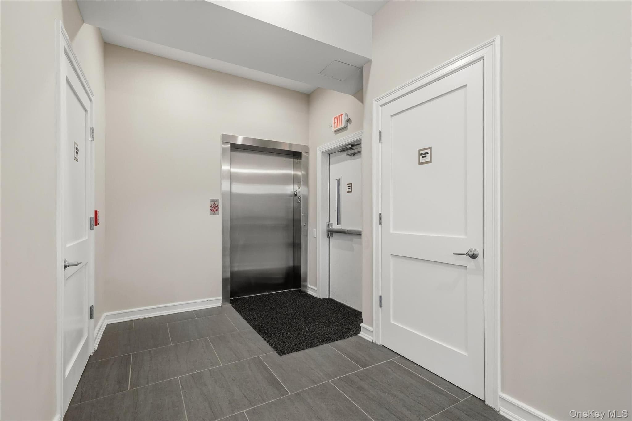 122 Greenwich Avenue thumbnail 10