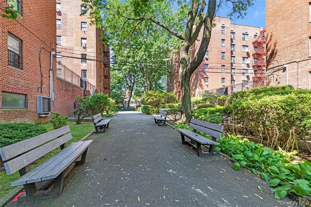 32-23 88 Street Unit: 306 thumbnail 9