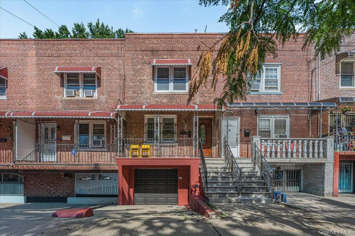 2891 Dewitt Place thumbnail 2