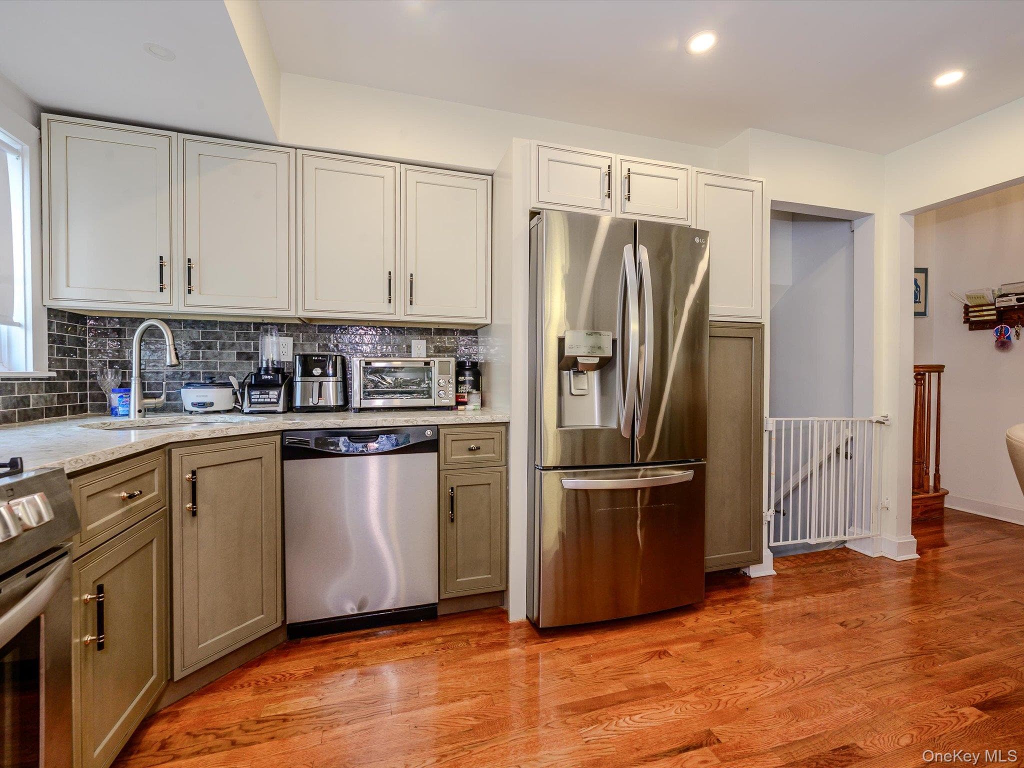 2182 Baylis Avenue thumbnail 10
