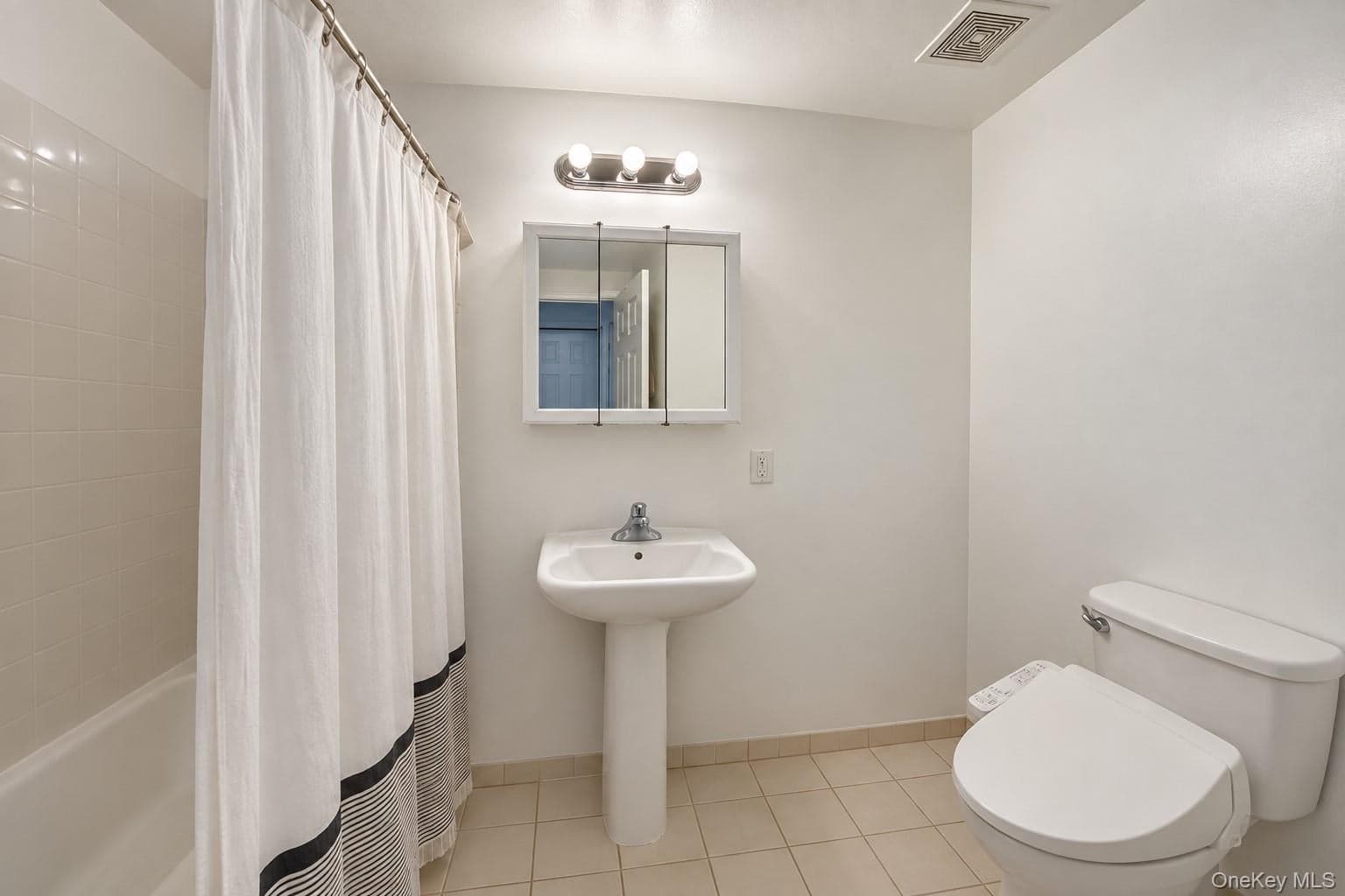 6616 Seaspray Avenue thumbnail 9