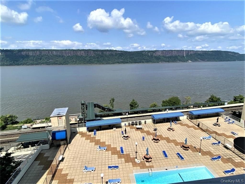 1085 Warburton Avenue Unit: 820 thumbnail 28