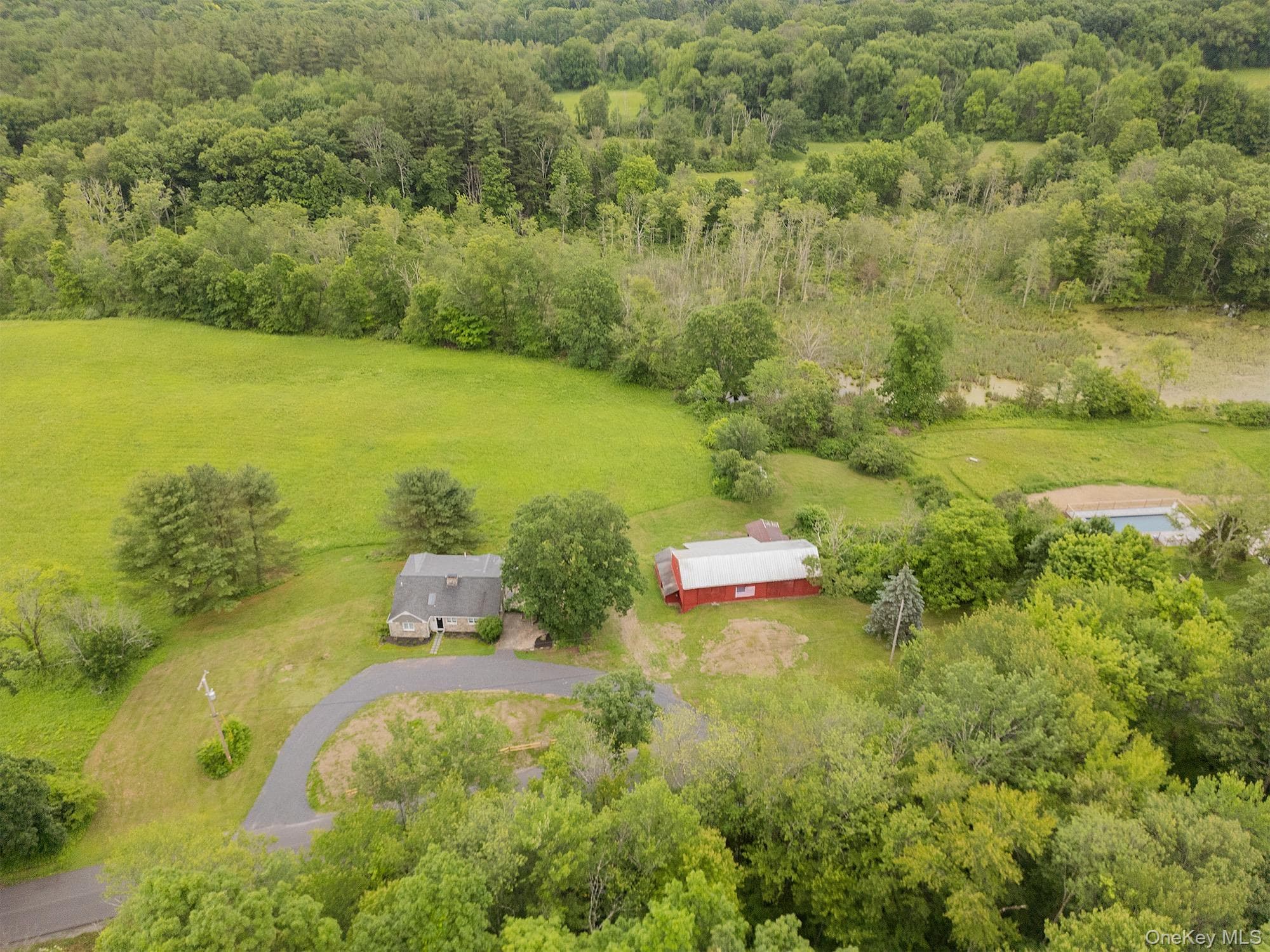 334 Lake Drive thumbnail 30
