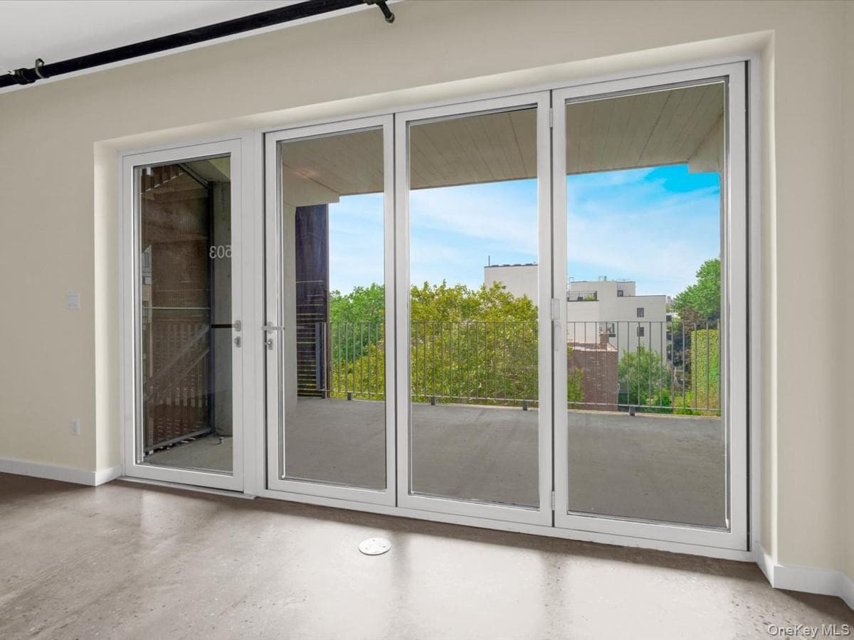 651 New York Avenue Unit: 503 thumbnail 5