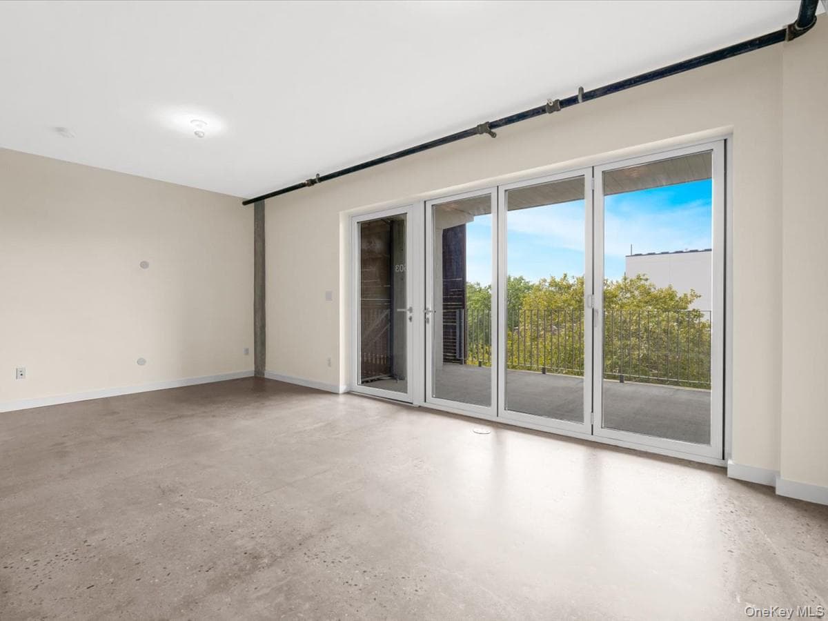 651 New York Avenue Unit: 503 thumbnail 4