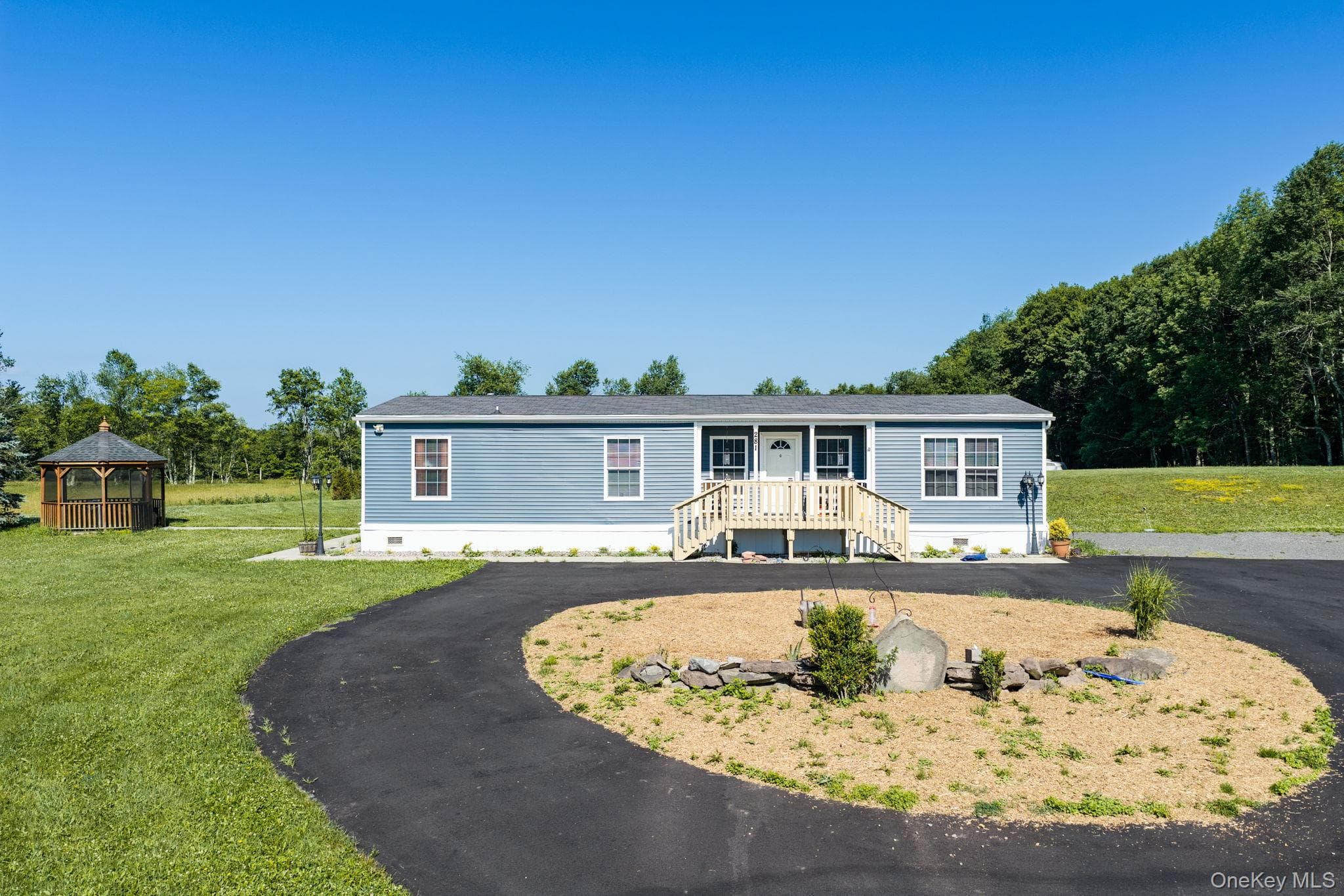 281 Perry Road thumbnail 13