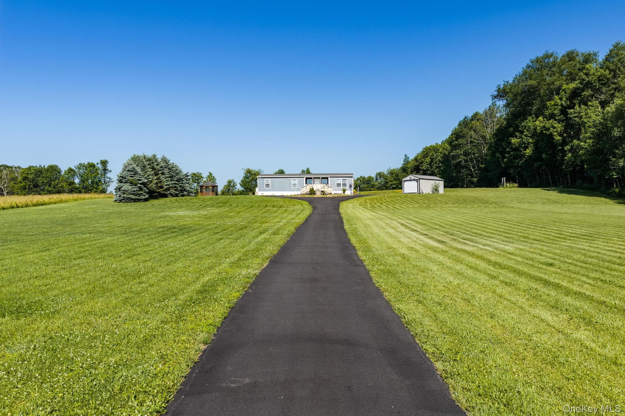 281 Perry Road thumbnail 14