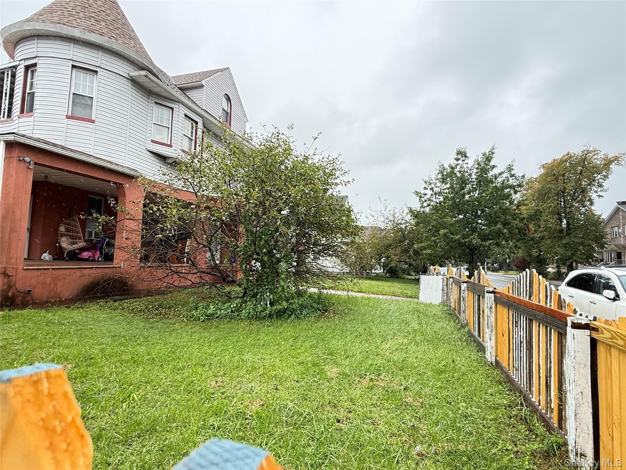 3815 Sea Gate Avenue thumbnail 5