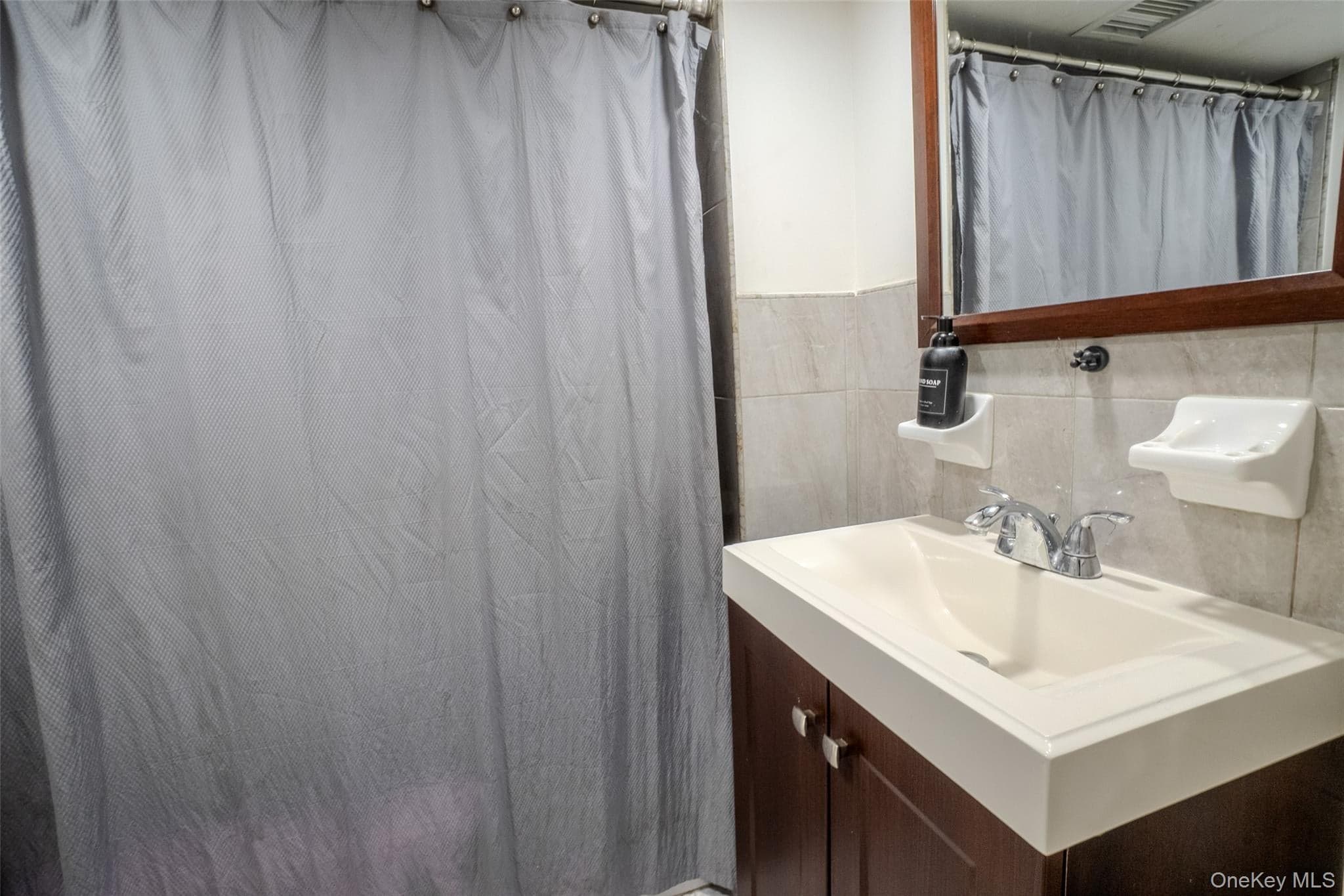 749 Vincent Avenue thumbnail 11