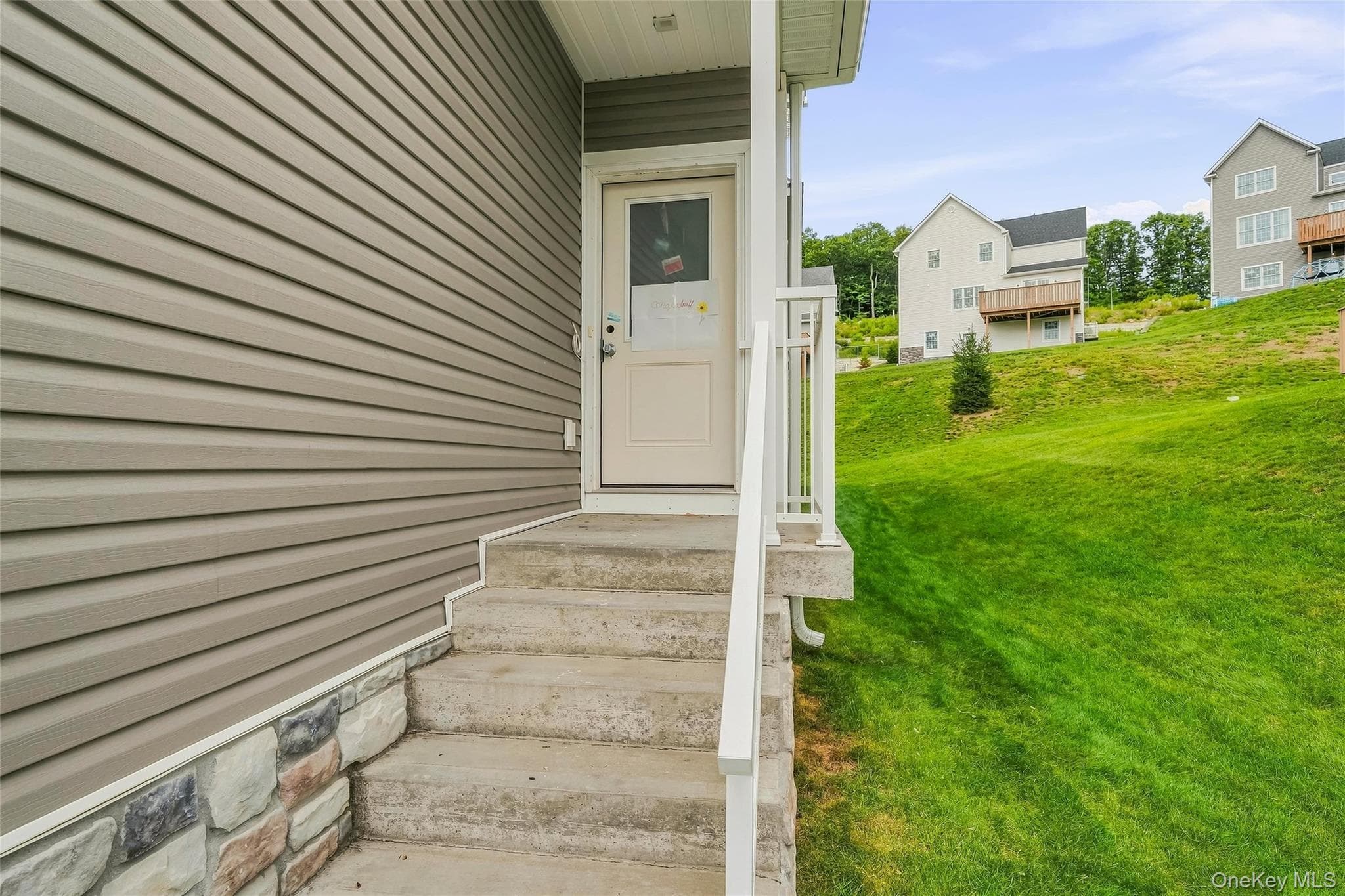 51 Van Arsdale Road thumbnail 3