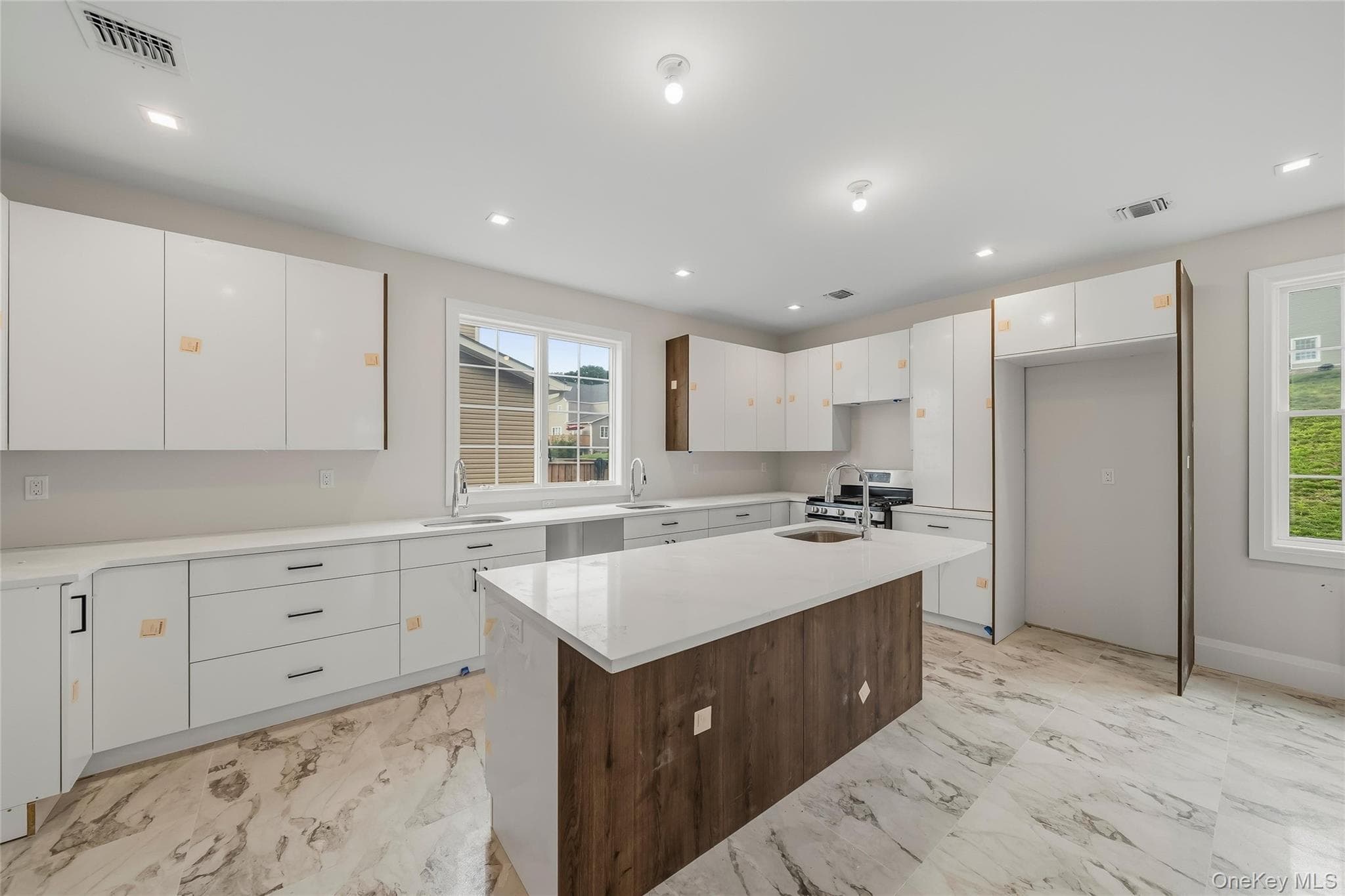 51 Van Arsdale Road thumbnail 20