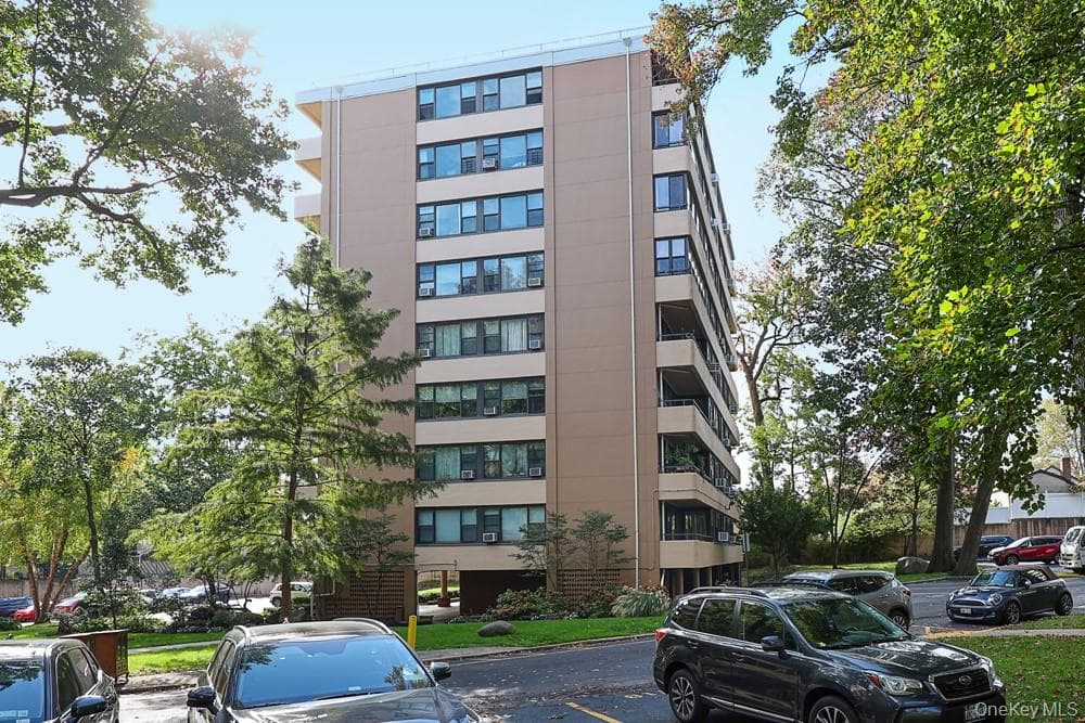 10-34 166th Street Unit: 9D thumbnail 5