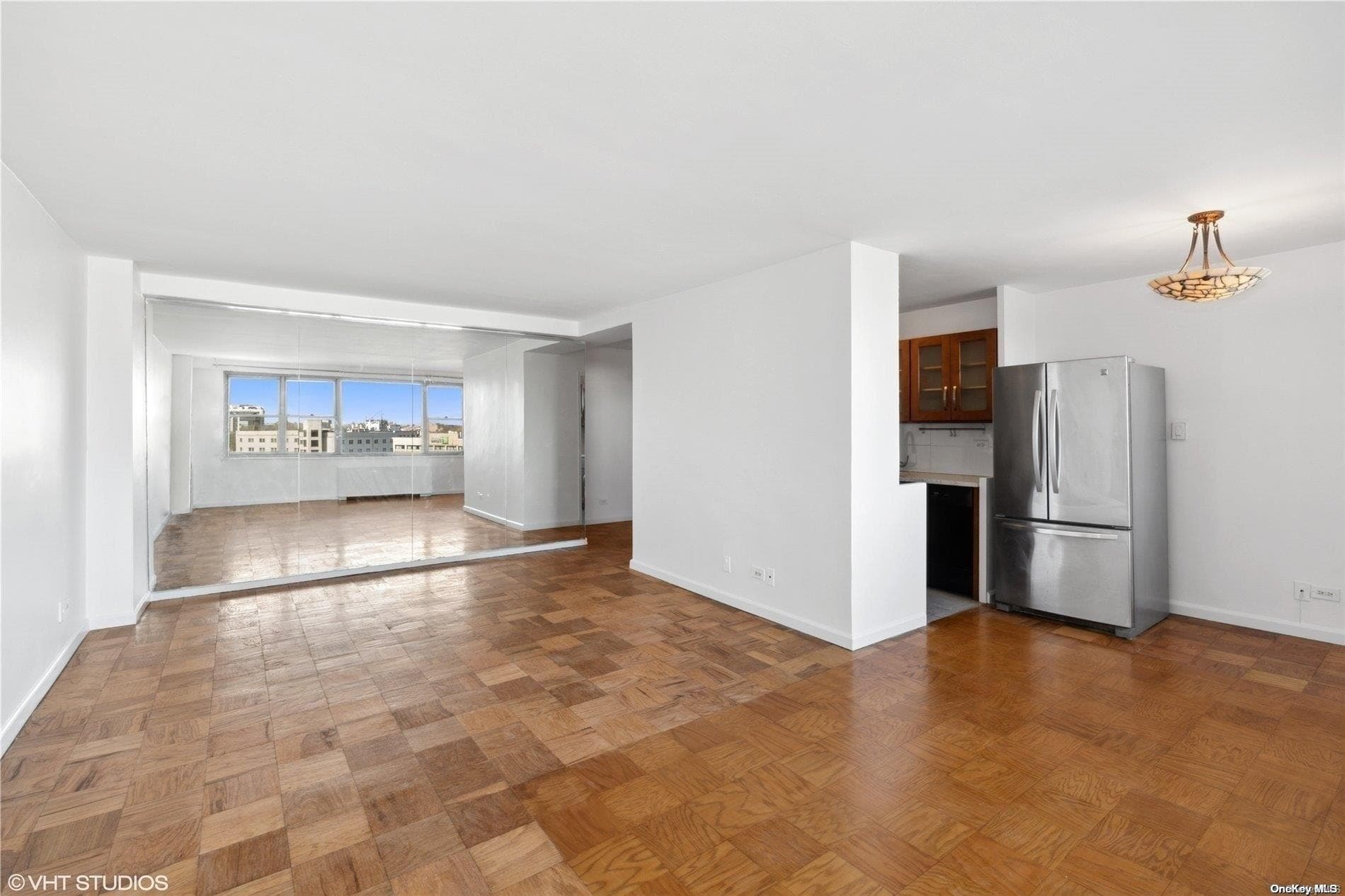 61-20 Grand Central Parkway Unit: B807 thumbnail 5