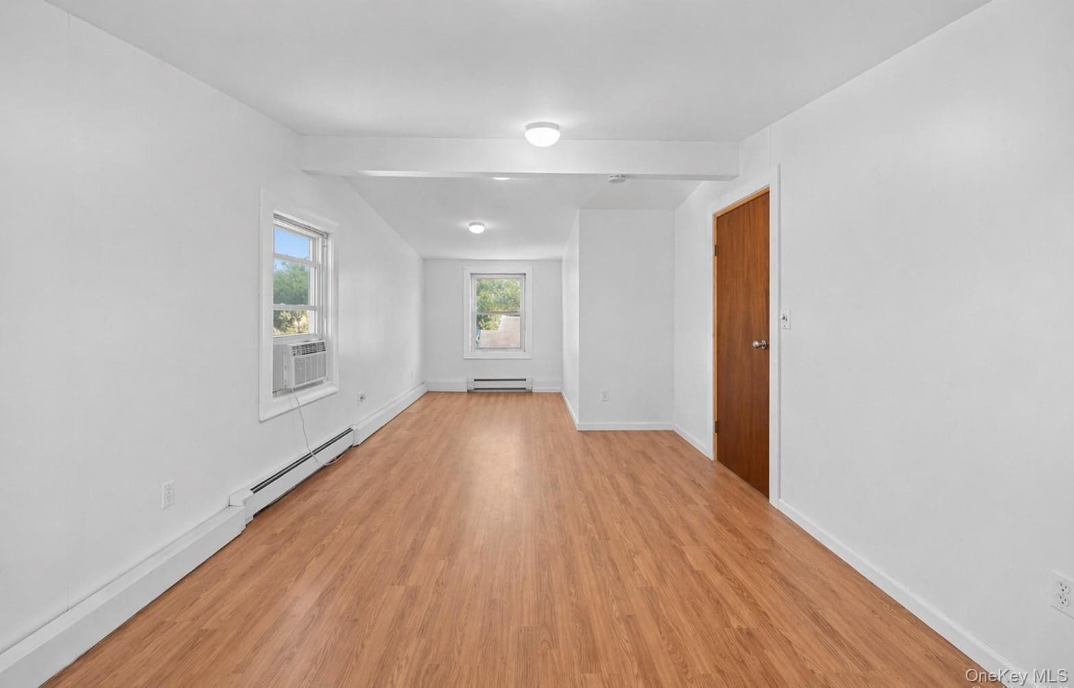109 Laurel Street thumbnail 28