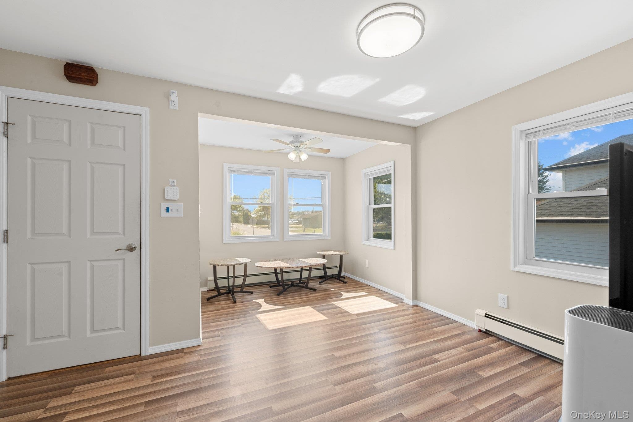109 Laurel Street thumbnail 6