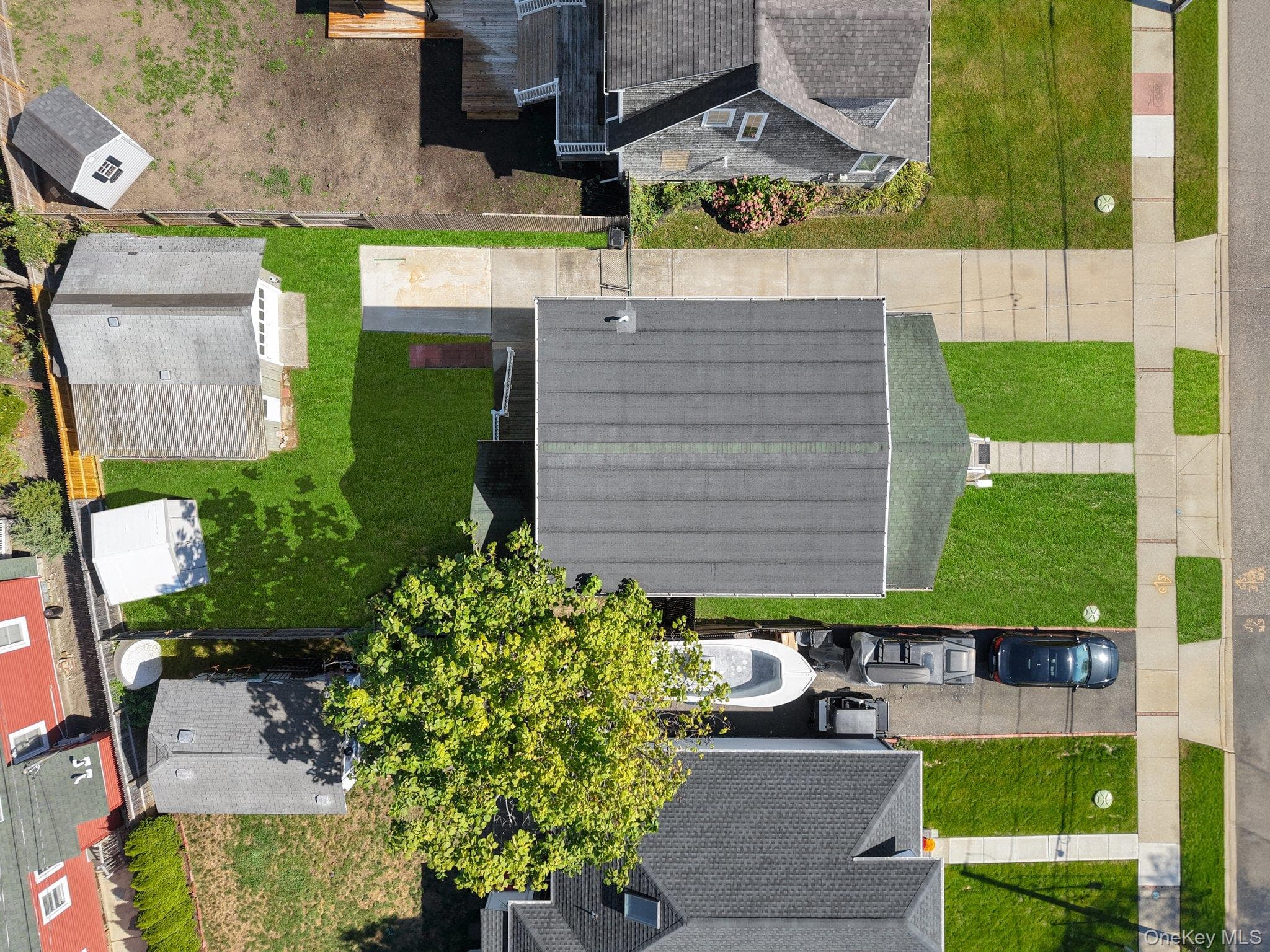 109 Laurel Street thumbnail 5