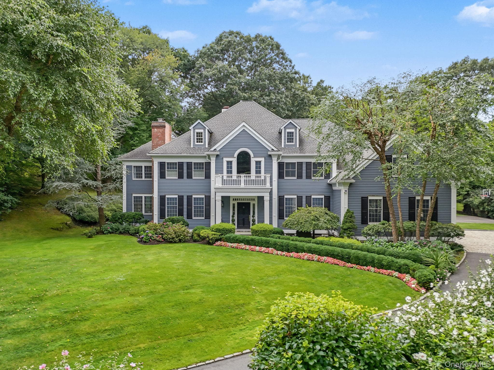 9 Trails End, Chappaqua