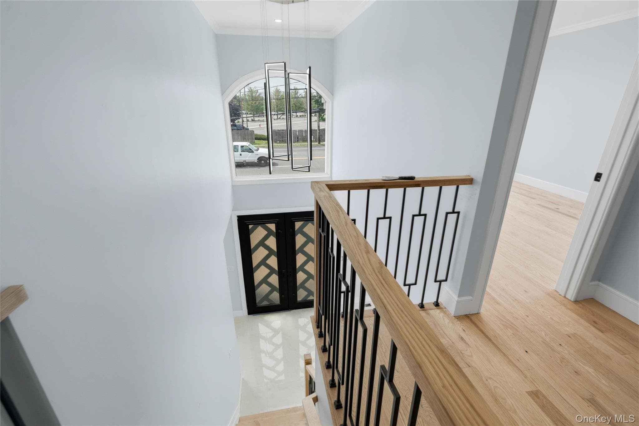 145 Bethpage Road thumbnail 20