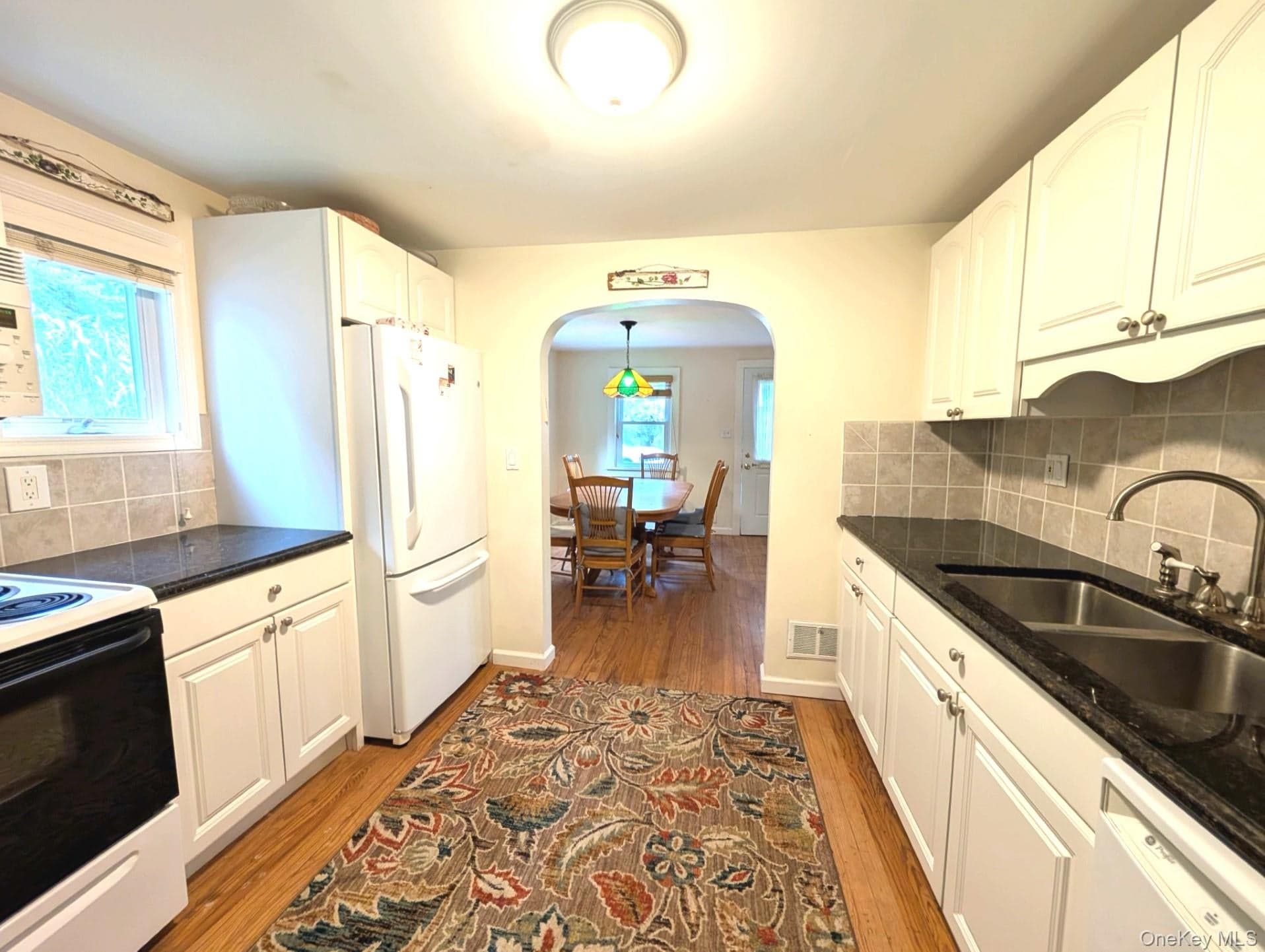 13 Fisher Road thumbnail 3