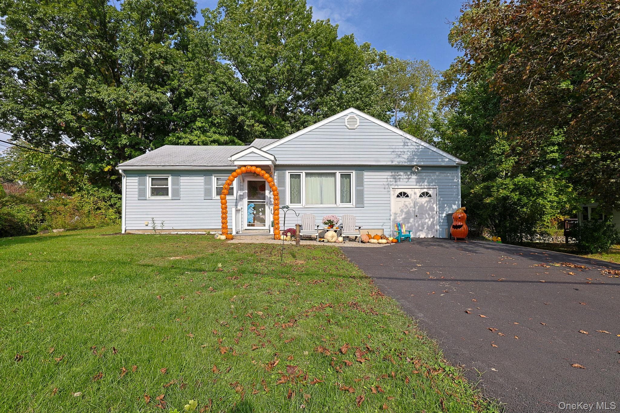 1 Rocky Lane, New Windsor