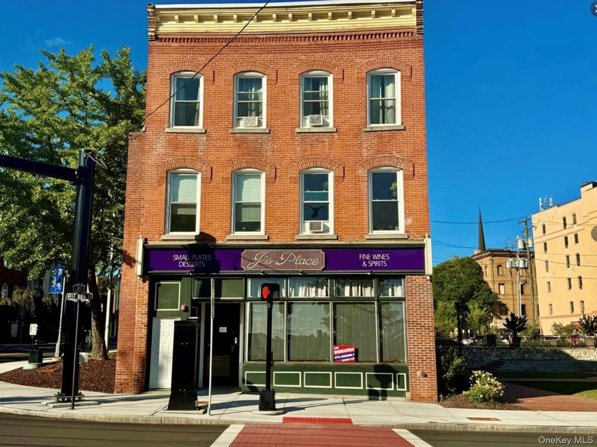 39 W Main Street, Middletown