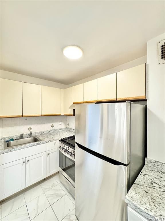 83-25 Vietor Avenue Unit: 5C thumbnail 4