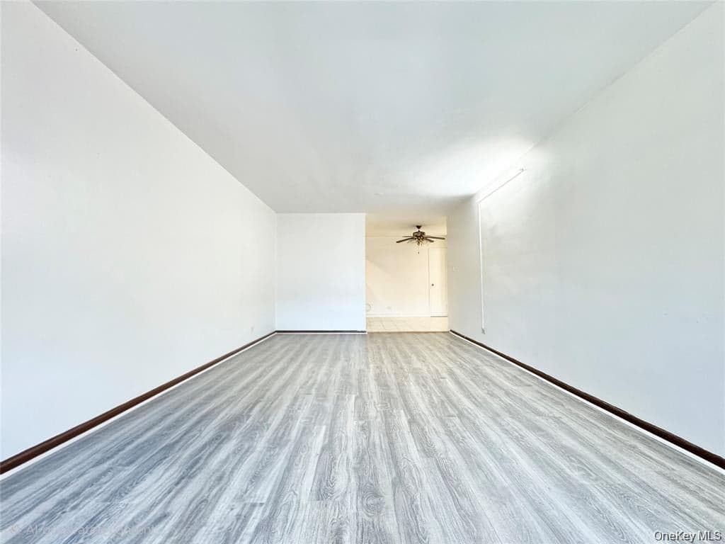 83-25 Vietor Avenue Unit: 5C thumbnail 2