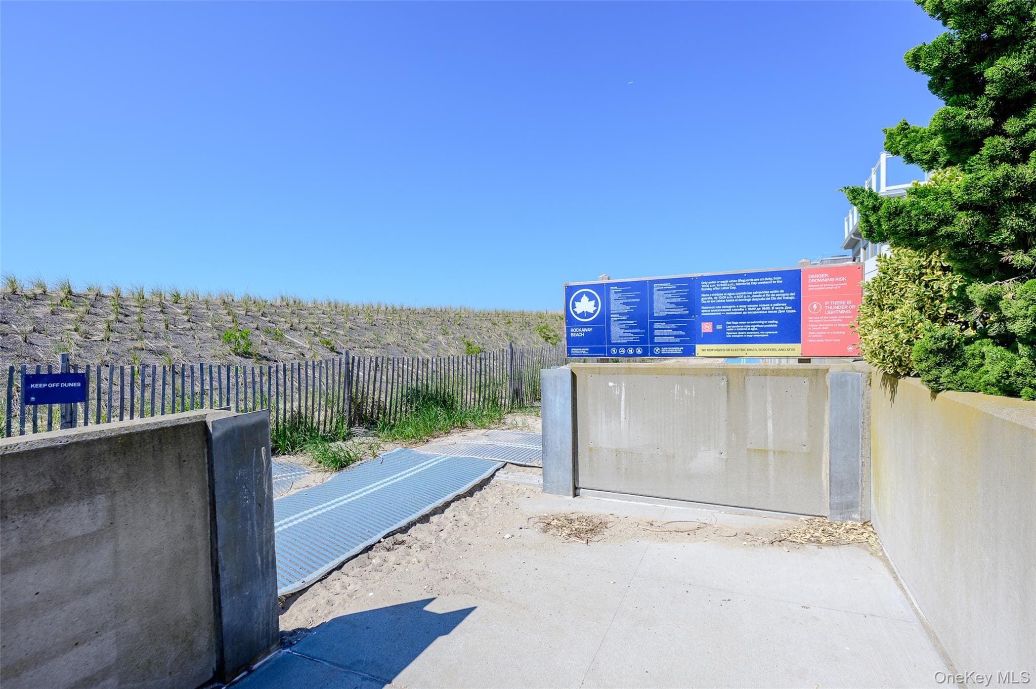 13802 Rockaway Beach Boulevard thumbnail 33