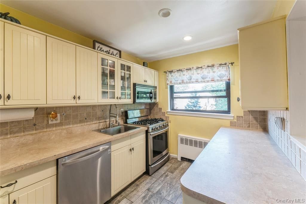 217-22A 73rd Avenue Ave Unit: Upper thumbnail 4