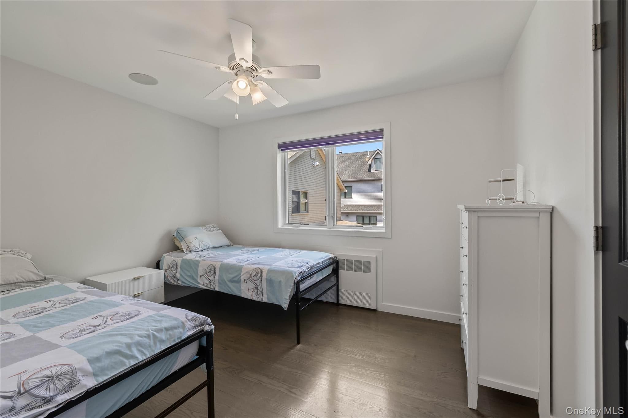 60 N Cole Avenue thumbnail 20