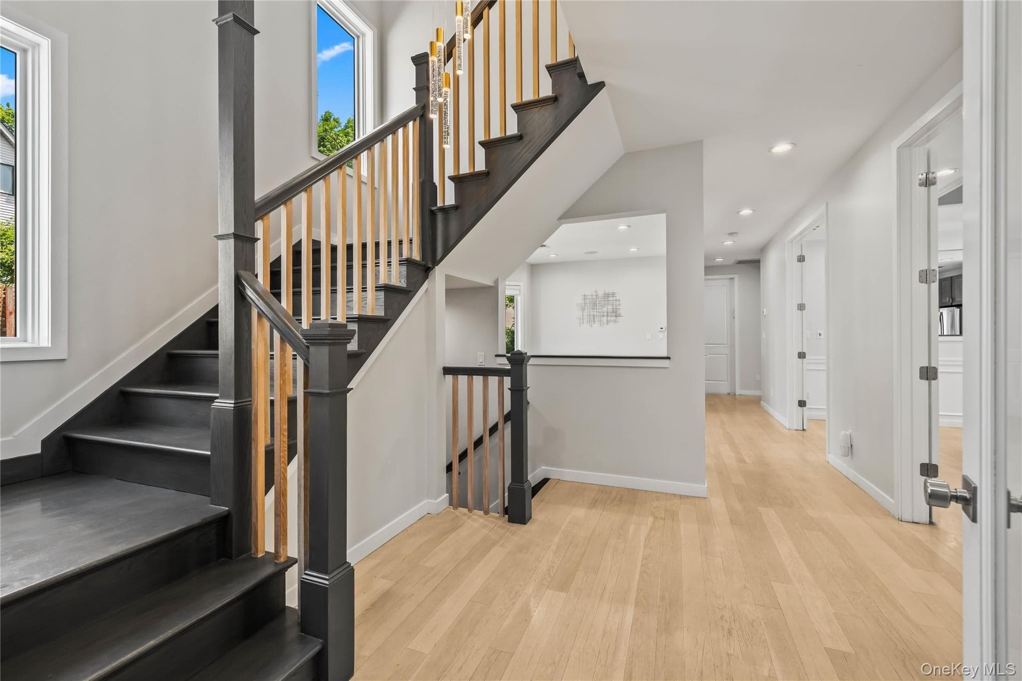 60 N Cole Avenue thumbnail 16