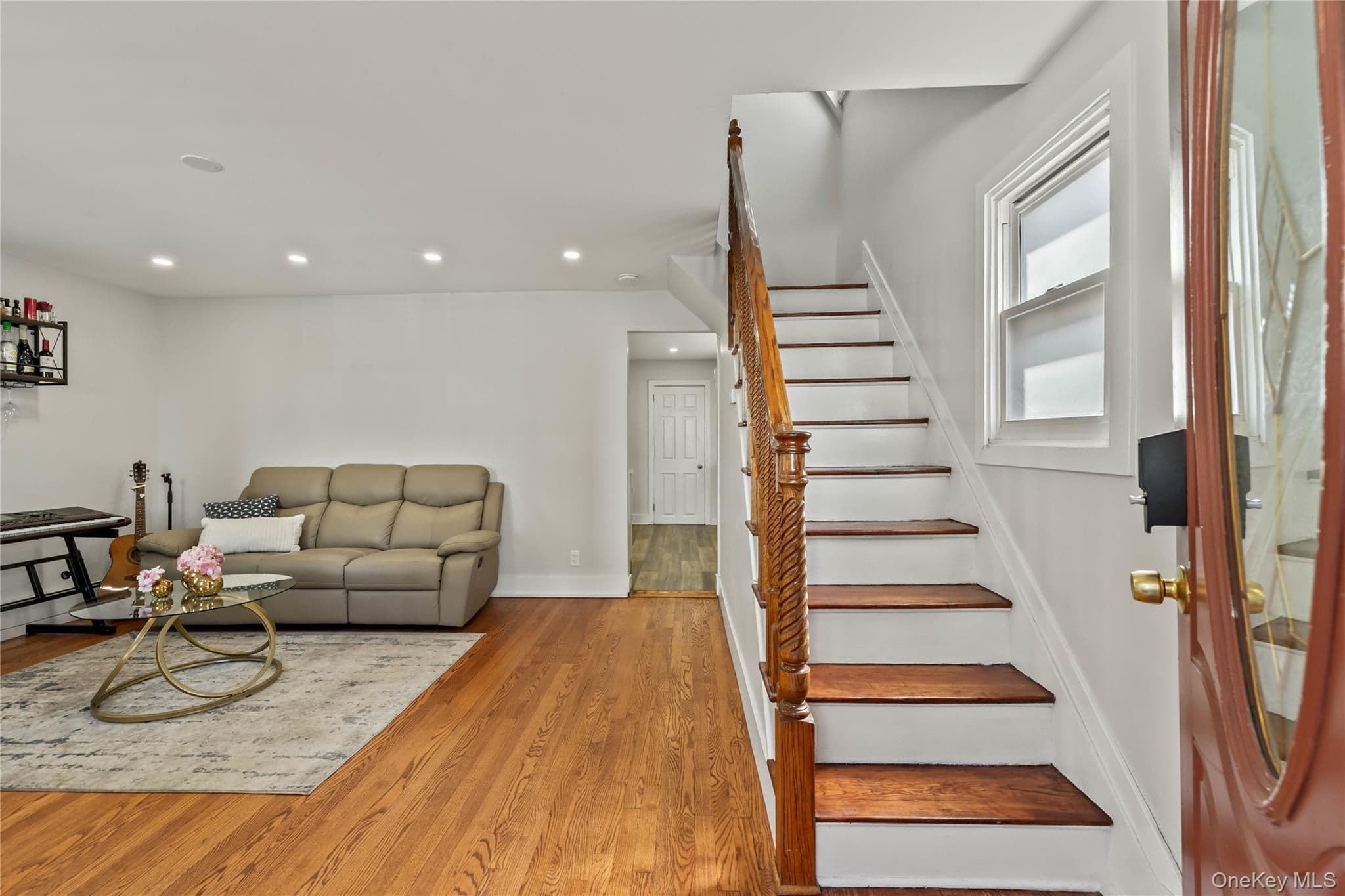 60 N Cole Avenue thumbnail 33