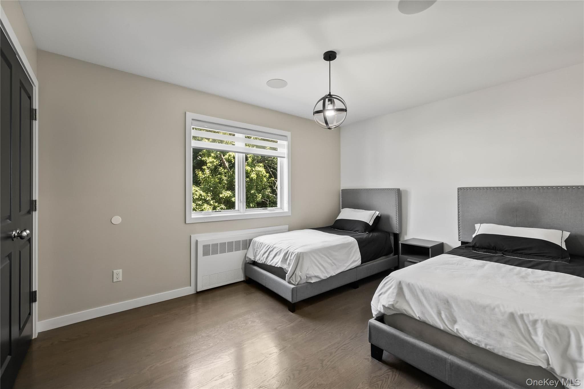 60 N Cole Avenue thumbnail 24