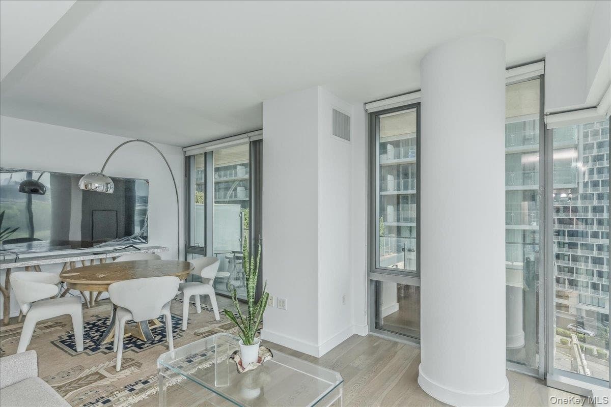 131-03 40th Road Unit: 9N thumbnail 5