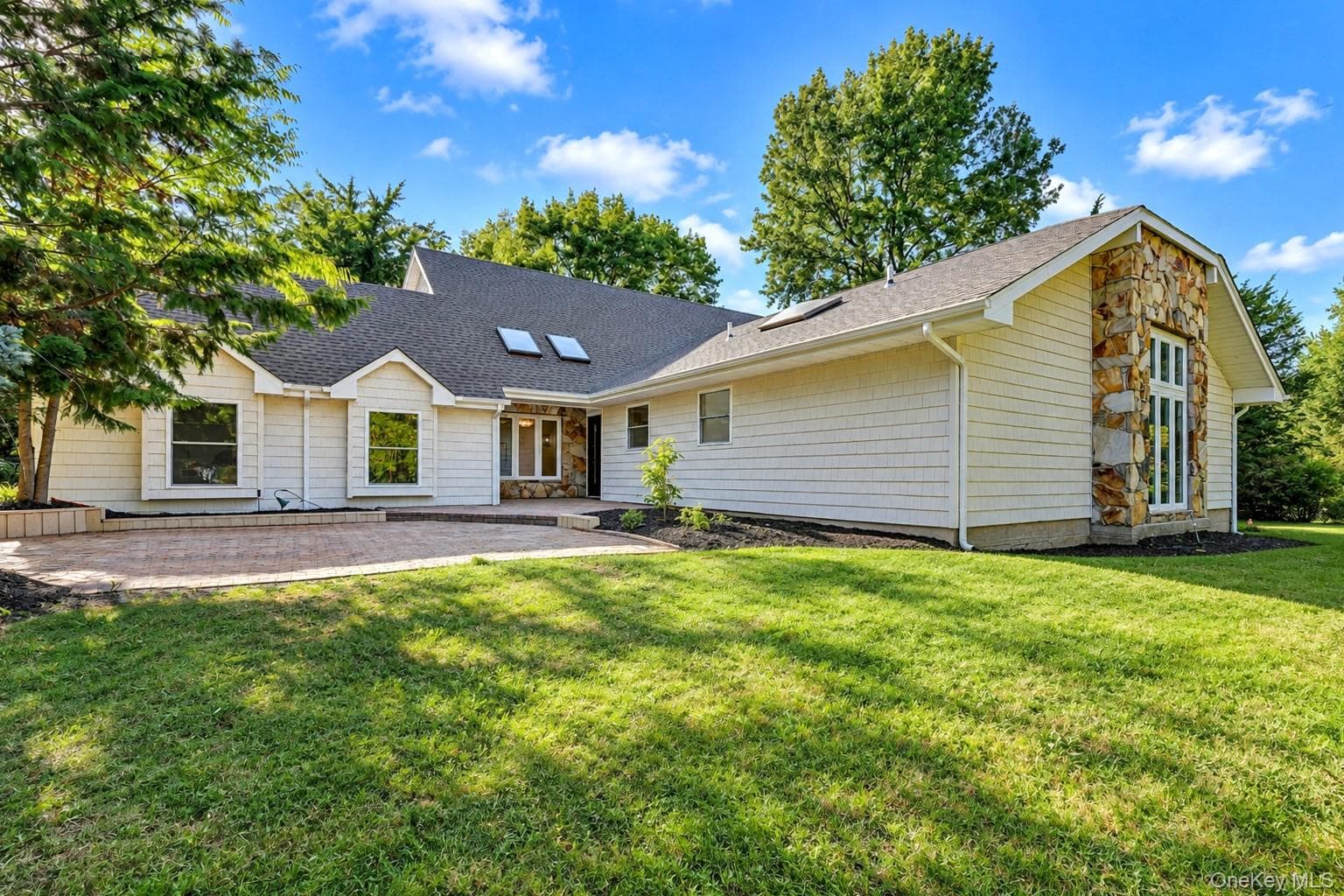 6 Cedarfield Terrace thumbnail 2